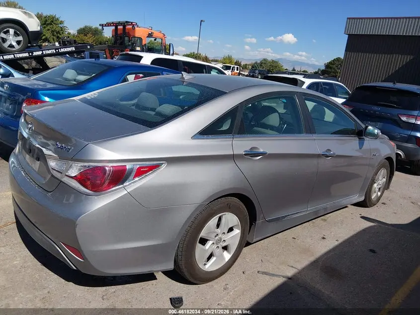 2012 HYUNDAI SONATA HYBRID  