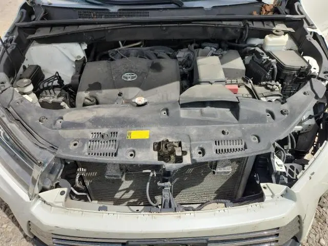 2019 TOYOTA HIGHLANDER LIMITED  