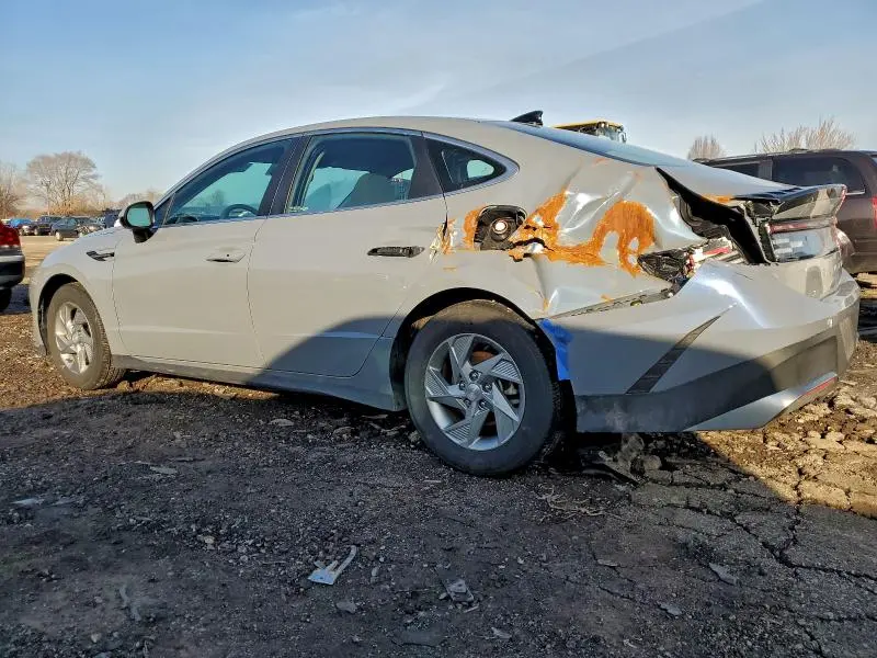 2025 HYUNDAI SONATA SE  