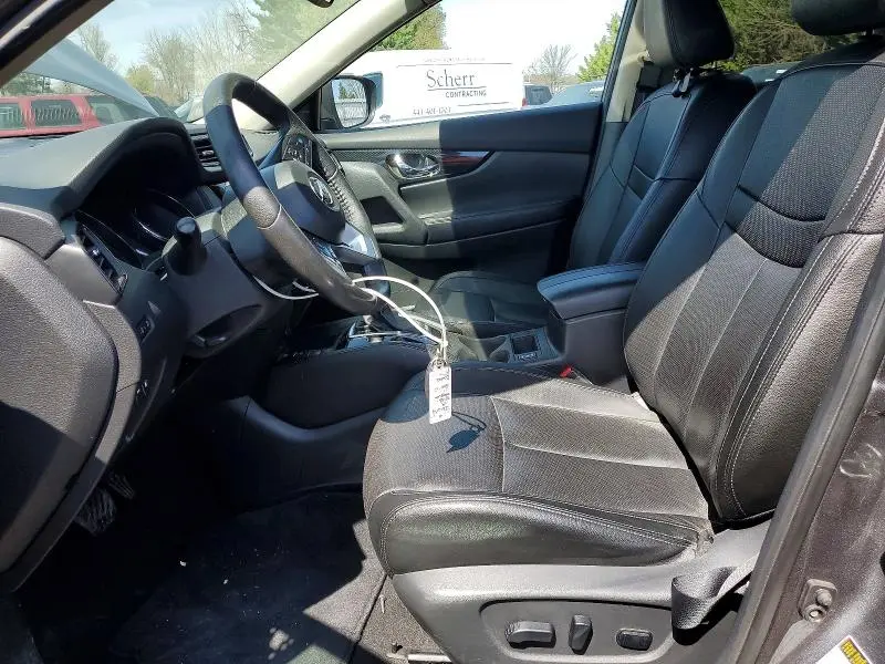 2019 NISSAN ROGUE SL  
