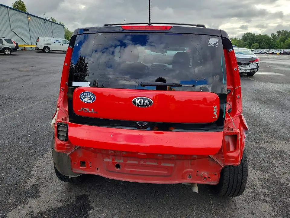2016 KIA SOUL +  