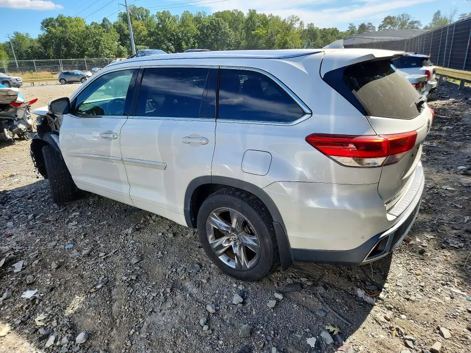 2019 TOYOTA HIGHLANDER LIMITED PLATINUM  