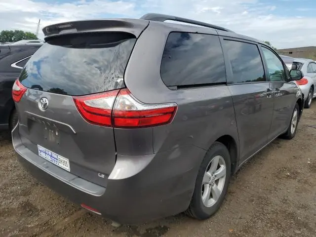 2016 TOYOTA SIENNA LE  