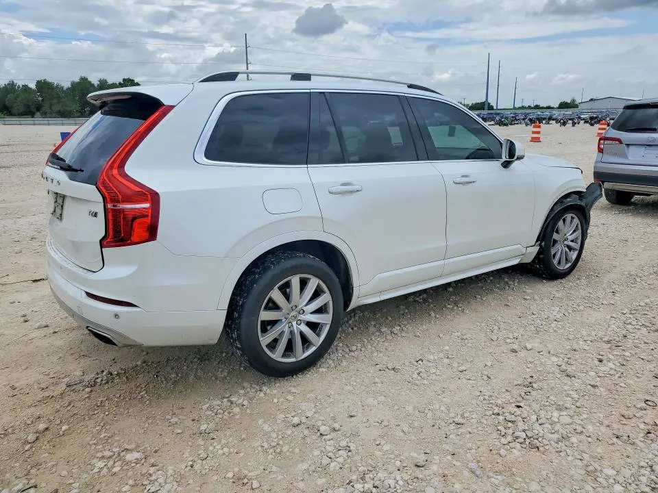 2016 VOLVO XC90 T6  