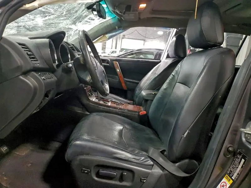 2011 TOYOTA HIGHLANDER LIMITED  