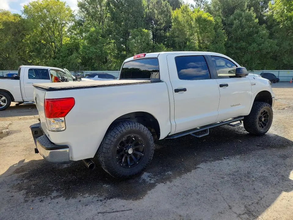 2011 TOYOTA TUNDRA CREWMAX SR5  