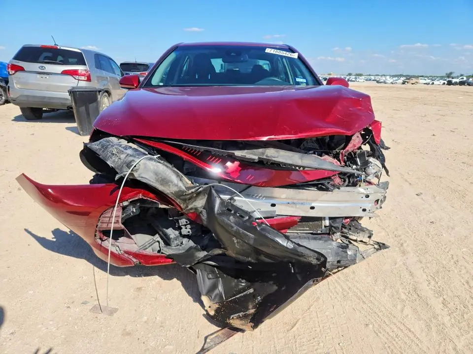 2018 TOYOTA CAMRY LE  