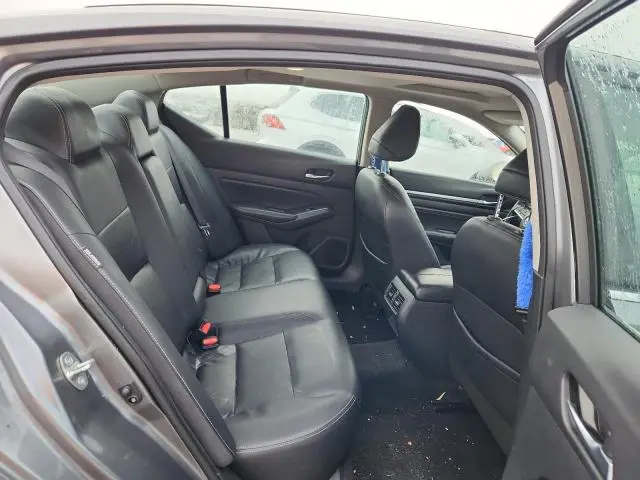 2019 NISSAN ALTIMA SL  