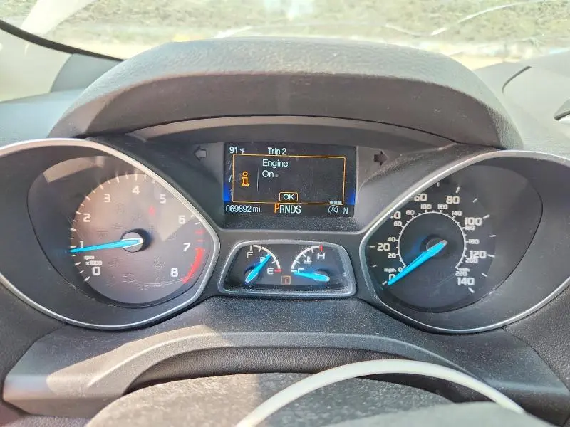 2017 FORD ESCAPE SE  