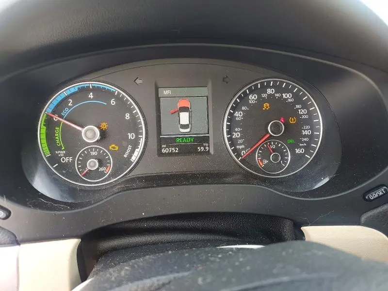 2014 VOLKSWAGEN JETTA HYBRID  