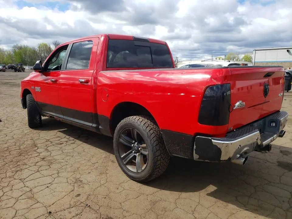2017 RAM 1500 SLT  