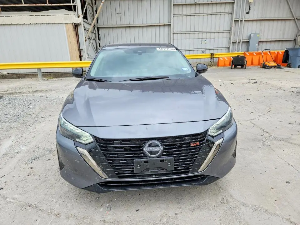 2024 NISSAN SENTRA SR  