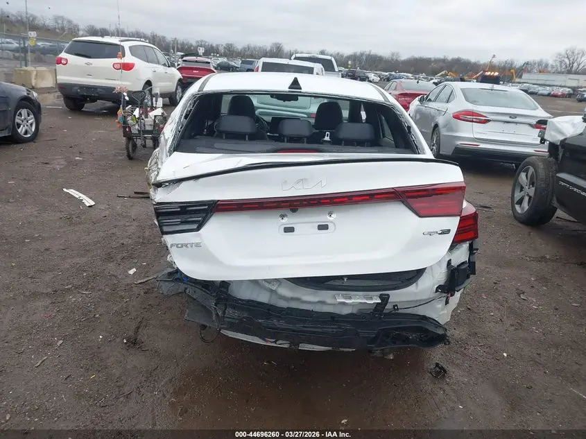 2024 KIA FORTE GT-LINE