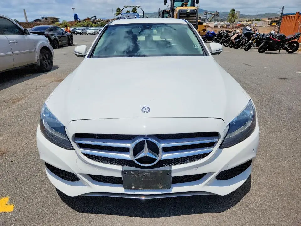 2017 MERCEDES-BENZ C 300  