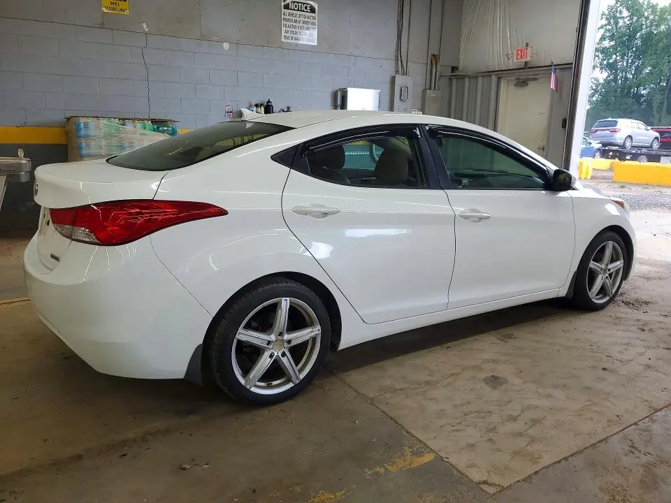 2013 HYUNDAI ELANTRA LIMITED  