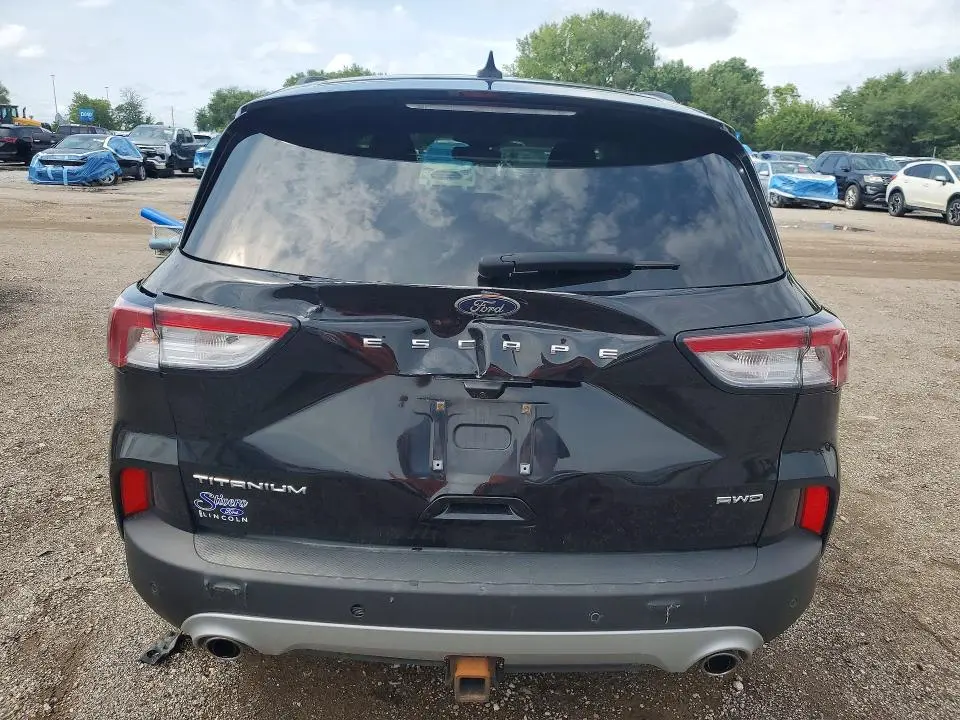 2022 FORD ESCAPE TITANIUM  
