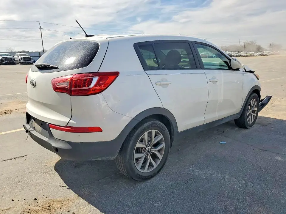 2011 KIA SPORTAGE   