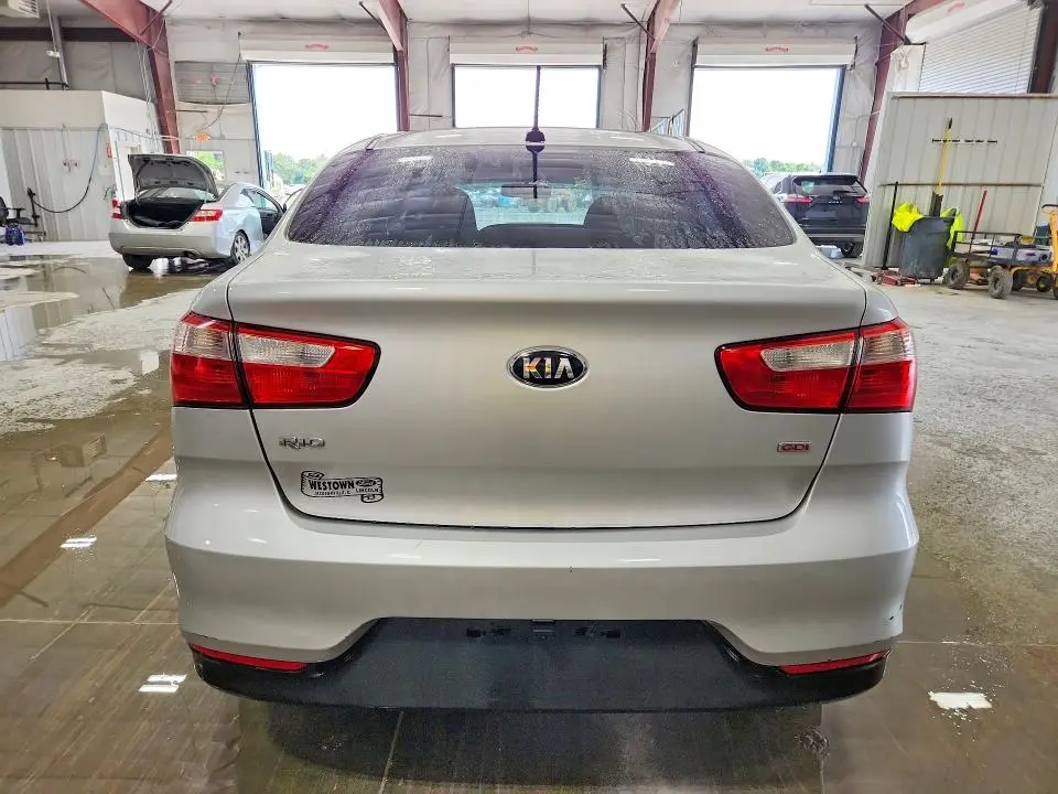 2017 KIA RIO LX  