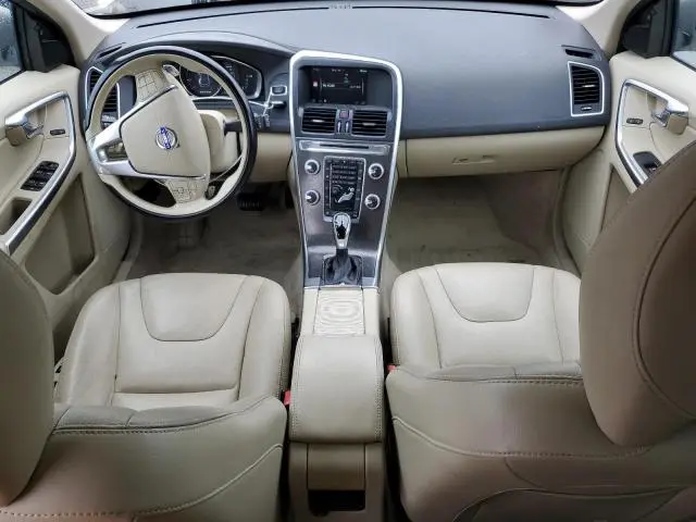 2015 VOLVO XC60 T6 PREMIER  