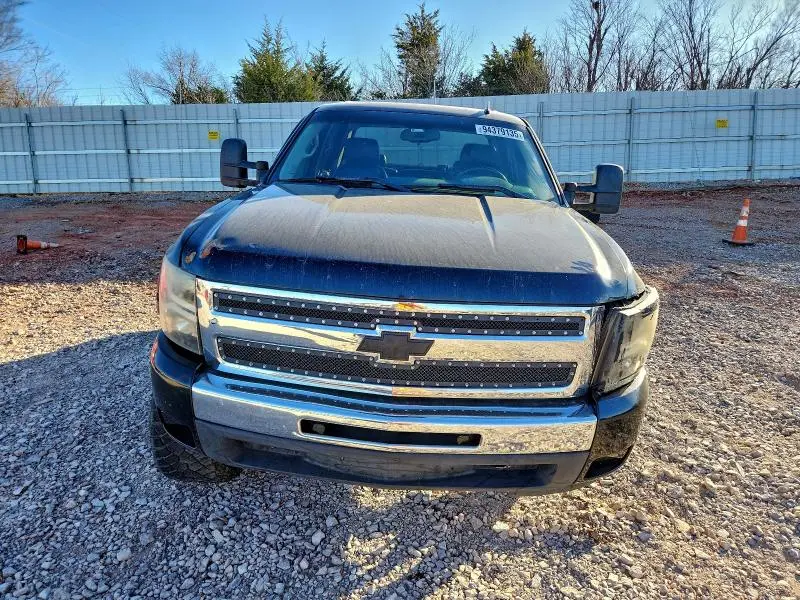2011 CHEVROLET SILVERADO C1500 LT  