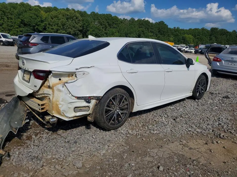 2024 TOYOTA CAMRY   