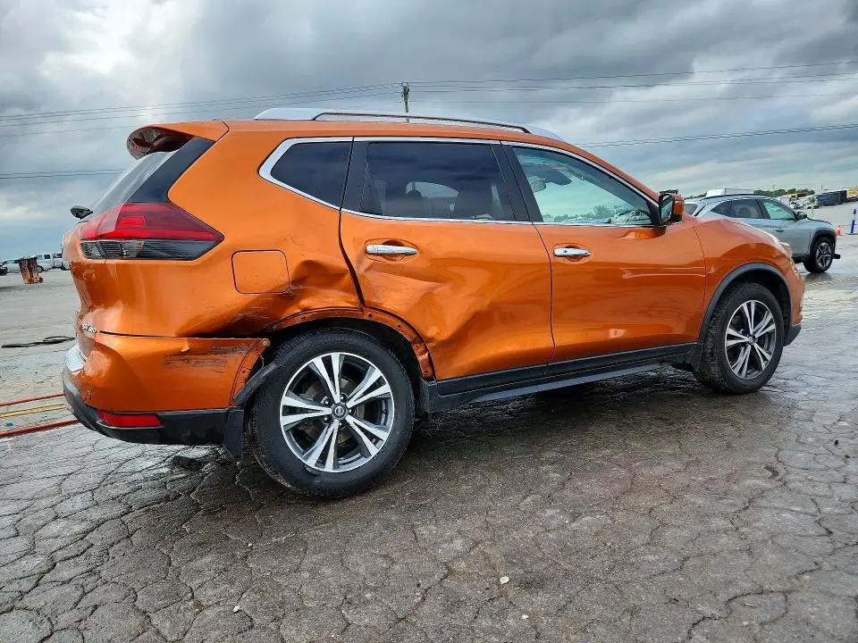 2019 NISSAN ROGUE SV  