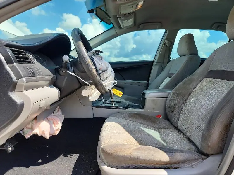 2014 TOYOTA CAMRY LE  