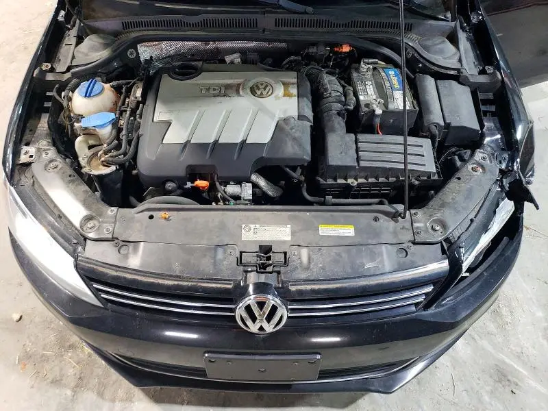 2013 VOLKSWAGEN JETTA TDI  