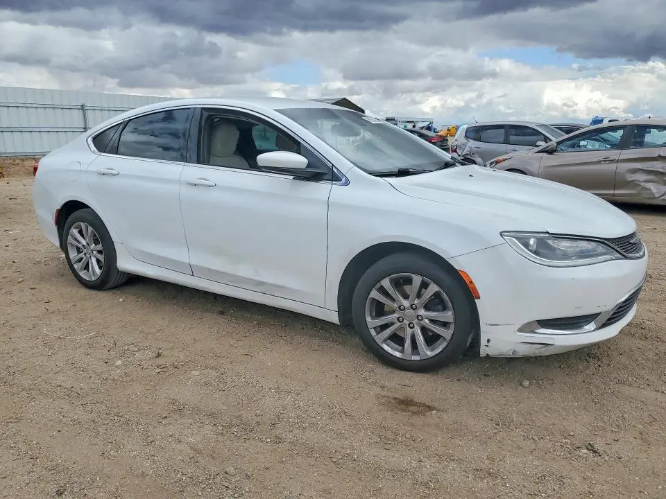 2016 CHRYSLER 200 LIMITED  