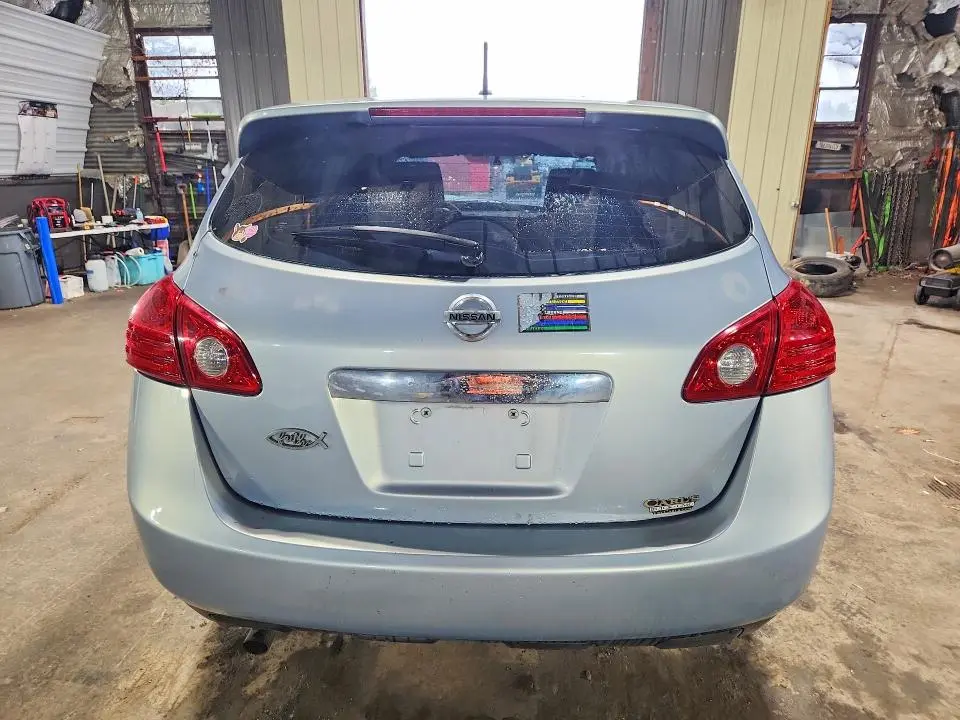 2013 NISSAN ROGUE S  