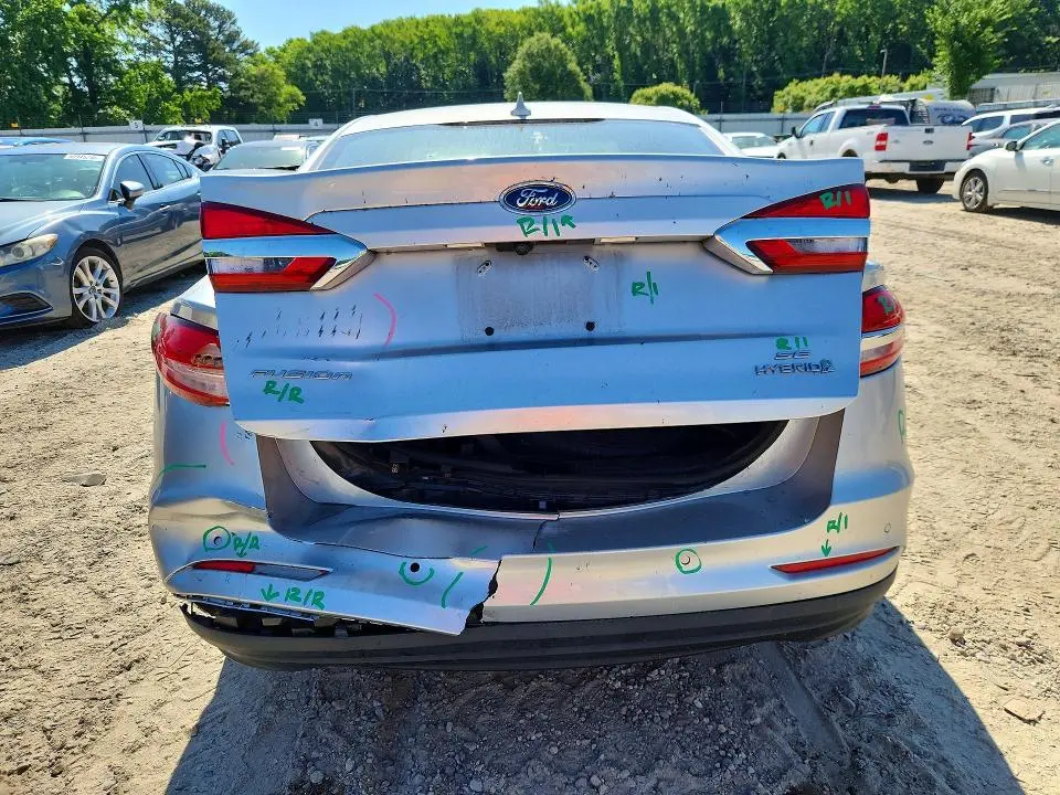 2019 FORD FUSION SE  