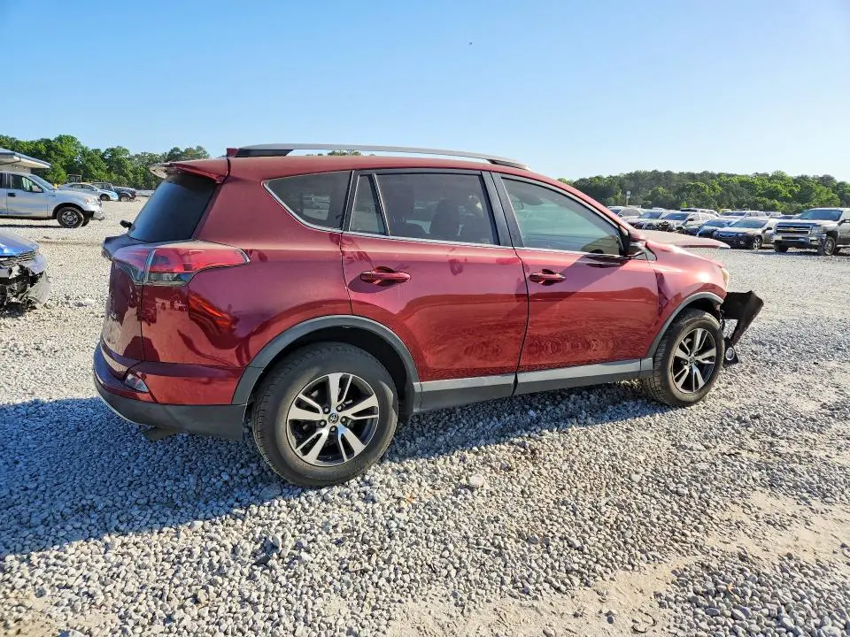 2018 TOYOTA RAV4 XLE  