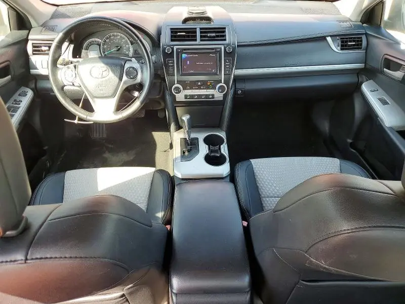 2013 TOYOTA CAMRY SE  