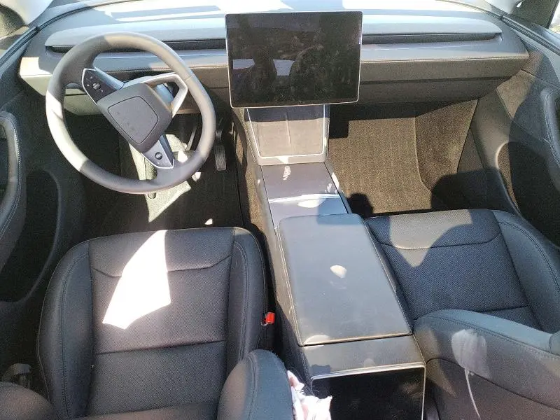 2026 TESLA MODEL Y   