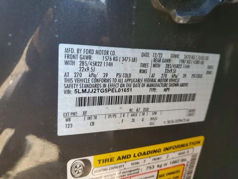 2023 LINCOLN NAVIGATOR BLACK LABEL  