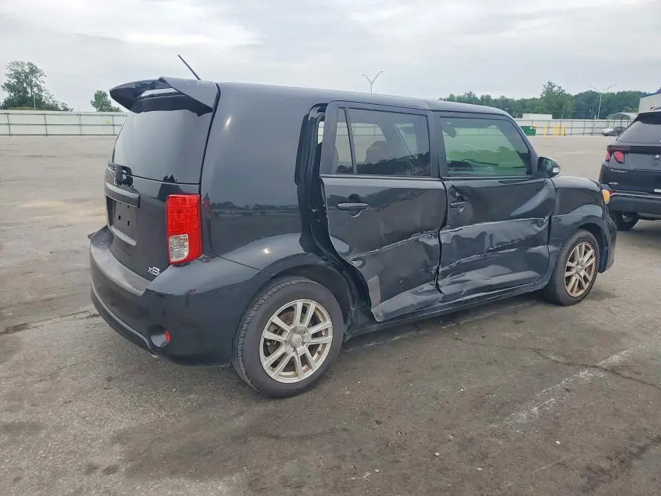 2013 SCION XB BASE  