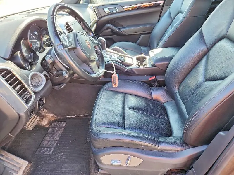 2012 PORSCHE CAYENNE   