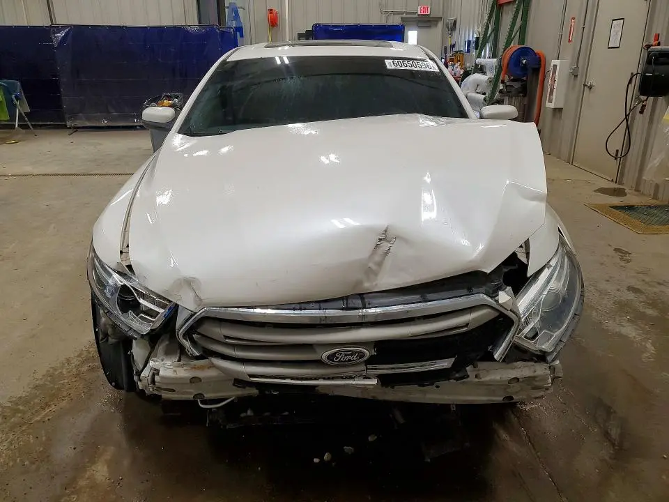 2015 FORD TAURUS SEL  