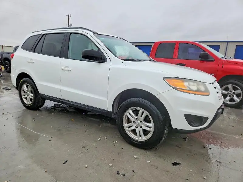 2010 HYUNDAI SANTA FE GLS  