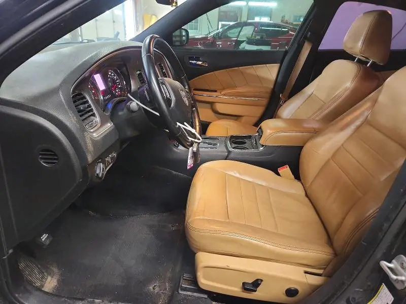 2011 DODGE CHARGER R  