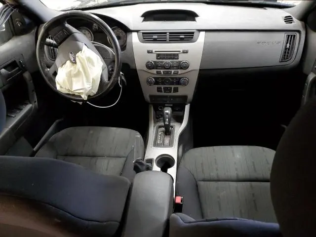 2011 FORD FOCUS SE  