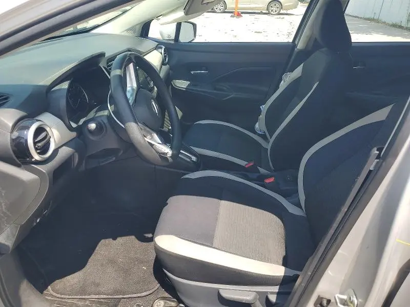 2020 NISSAN VERSA SV  