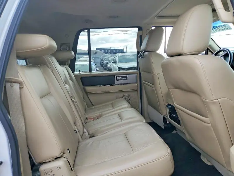 2016 FORD EXPEDITION EL XLT  