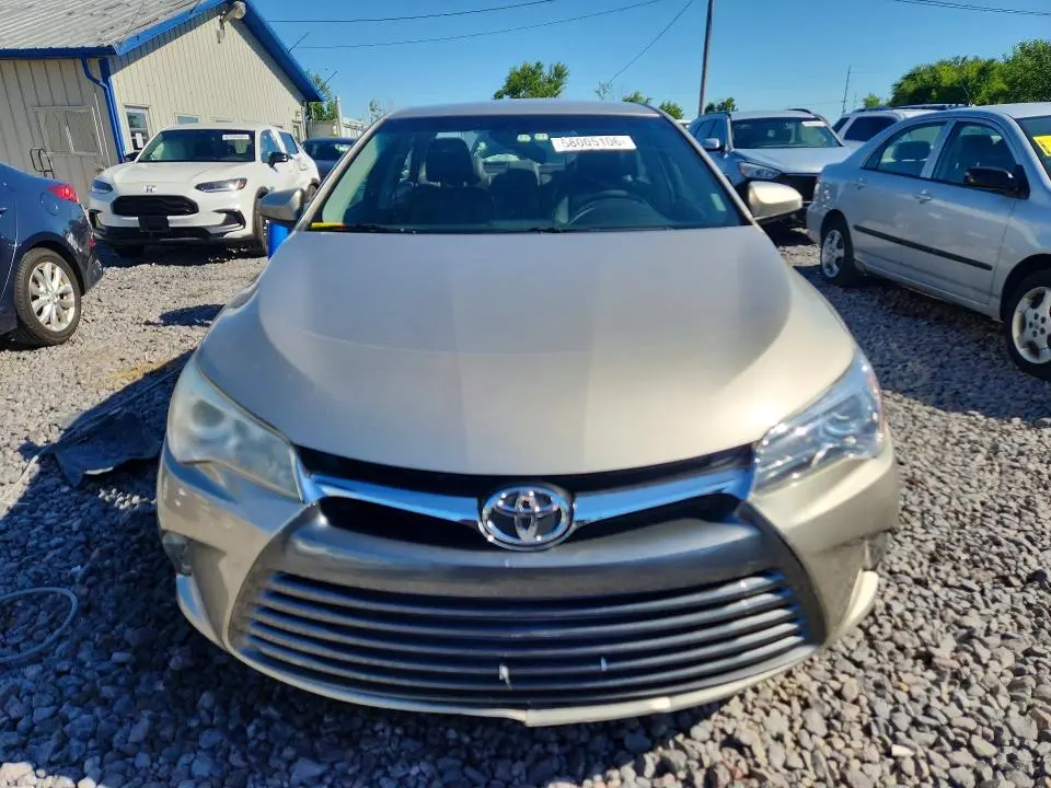 2017 TOYOTA CAMRY XLE  