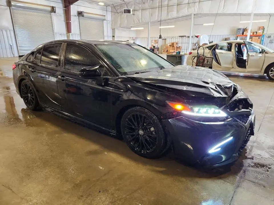 2020 TOYOTA CAMRY SE NIGHTSHADE  