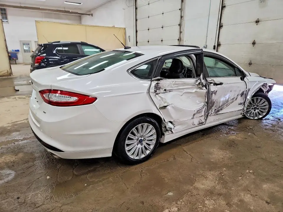 2015 FORD FUSION SE PHEV  