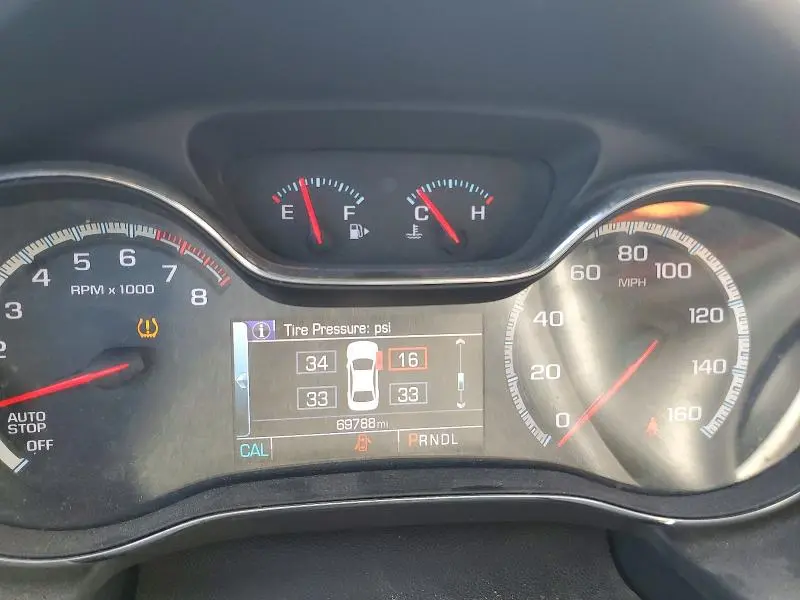 2017 CHEVROLET CRUZE LT  