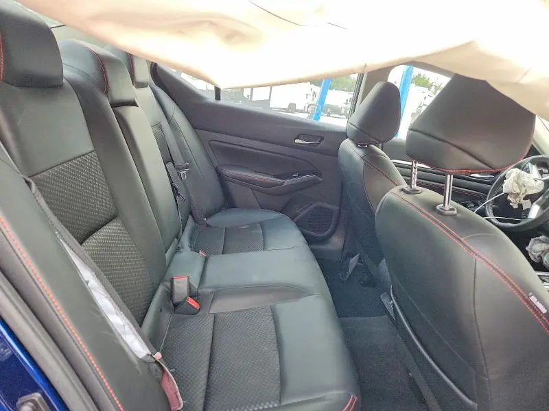 2023 NISSAN ALTIMA SR  
