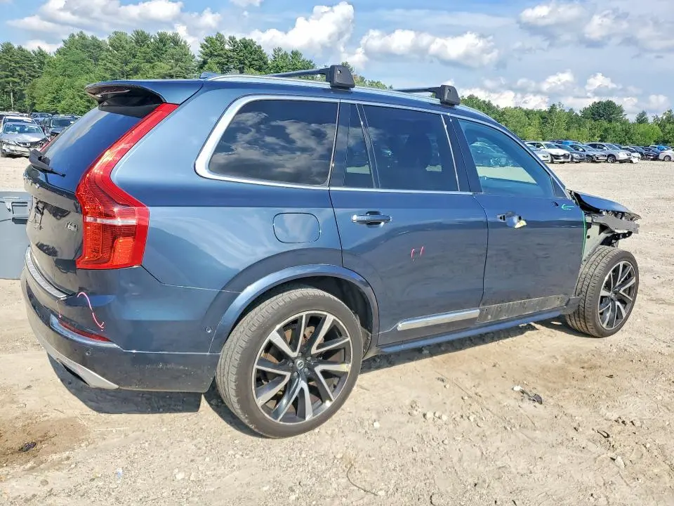 2018 VOLVO XC90 T6  
