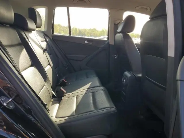 2017 VOLKSWAGEN TIGUAN S  